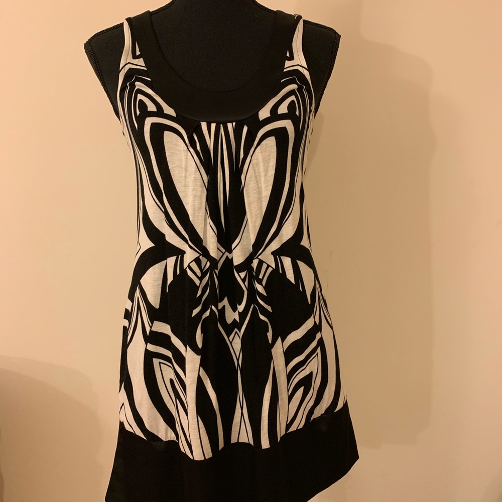 Sleeveless Express Top